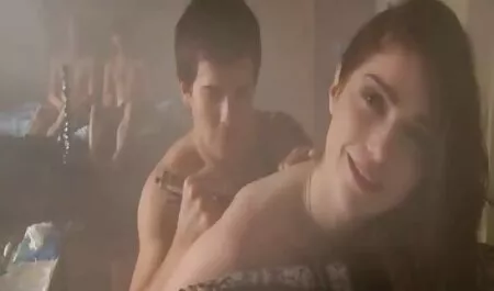 съквартирант. porno celi filmi